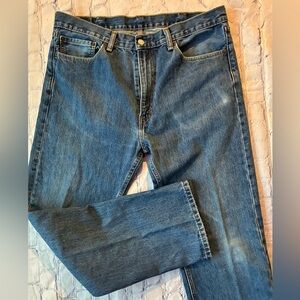 LEVIS 505 men’s size 38x32 blue jeans